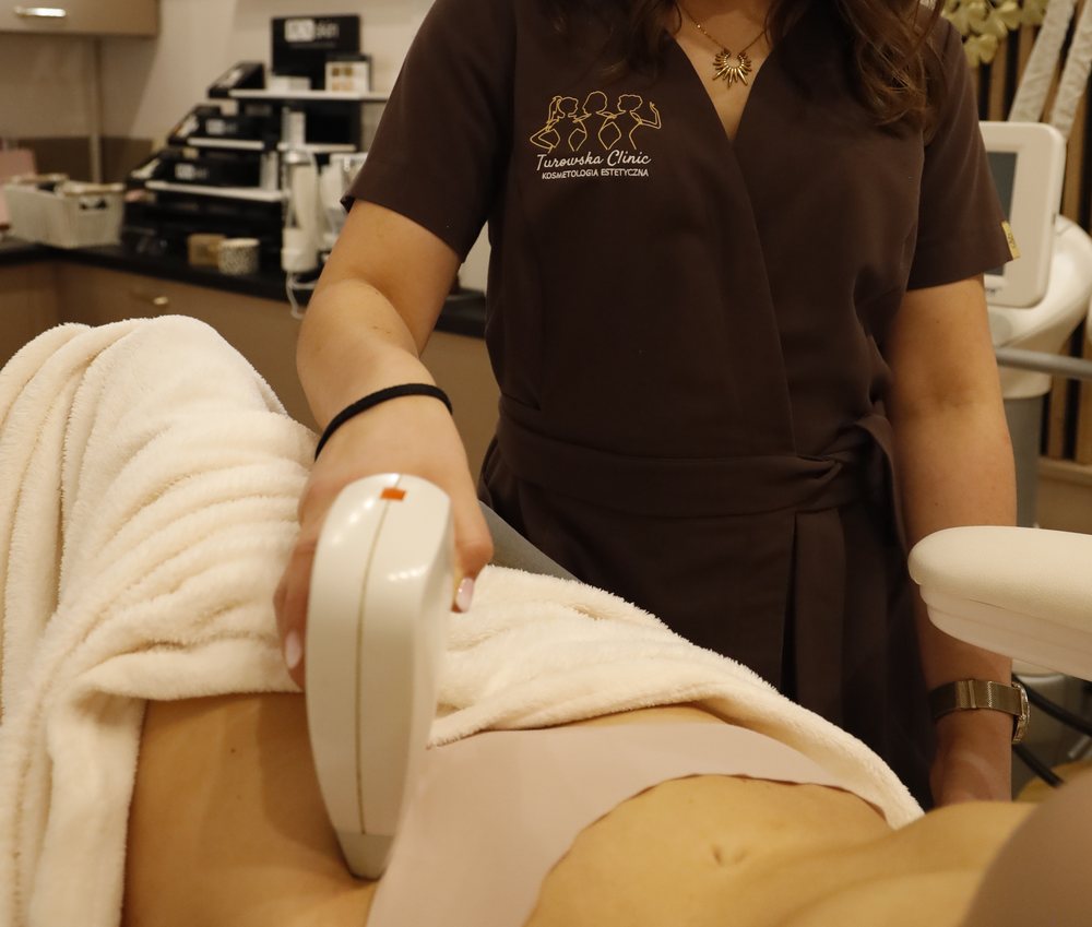 Diode laser hair removal – permanent hair removal at Turowska Clinic Kleczew